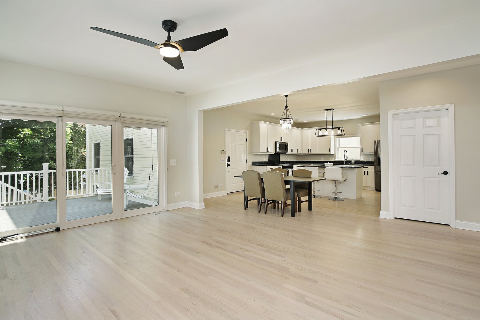 4249 N Kolmar Avenue 4249