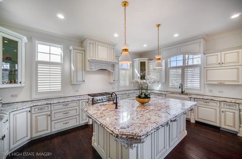 Tiny photo for 1 Willowcrest Drive, Oak Brook, IL 60523 (MLS # 12621793)