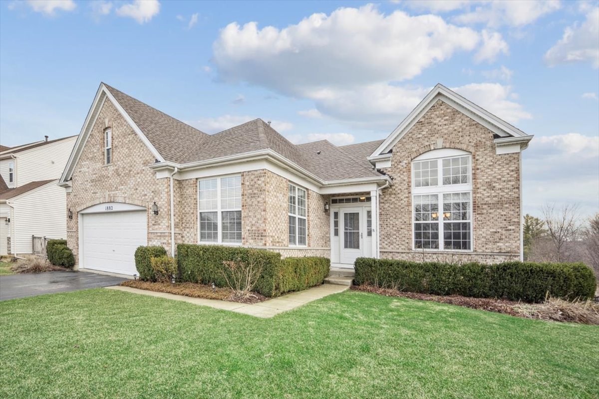 1882 NORTHWOOD Drive