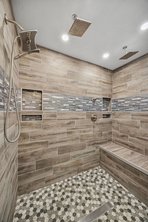 Tiny photo for 2918 LOUIS Street, Franklin Park, IL 60131 (MLS # 12487352)