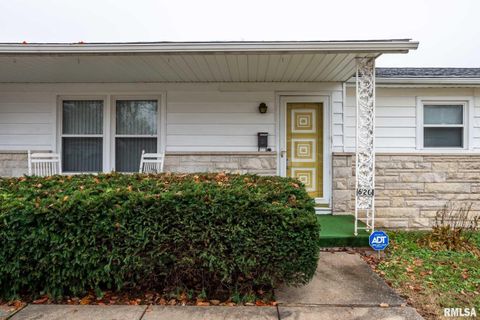 Tiny photo for 620 N 13TH Street, Herrin, IL 62948 (MLS # QC4269611)