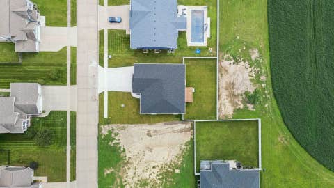 Tiny photo for 702 Deer Woods Drive, Davenport, IA 52802 (MLS # 12733106)