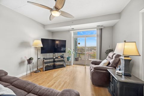 Tiny photo for 9355 Irving Park Road #401, Schiller Park, IL 60176 (MLS # 12610956)