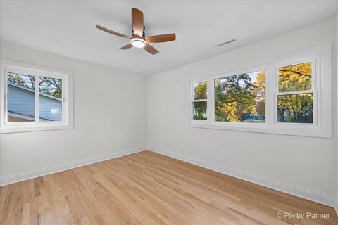 Tiny photo for 2041 Vermont Street, Rolling Meadows, IL 60008 (MLS # 12502532)