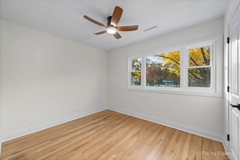 Tiny photo for 2041 Vermont Street, Rolling Meadows, IL 60008 (MLS # 12502532)