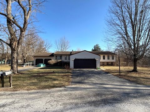 Photo of 1807 Fargo Avenue, McHenry, IL 60050 (MLS # 12579084)