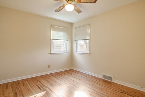 Tiny photo for 1519 23rd Street, Rockford, IL 61108 (MLS # 12599598)