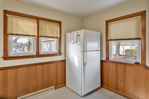 Tiny photo for 1519 23rd Street, Rockford, IL 61108 (MLS # 12599598)