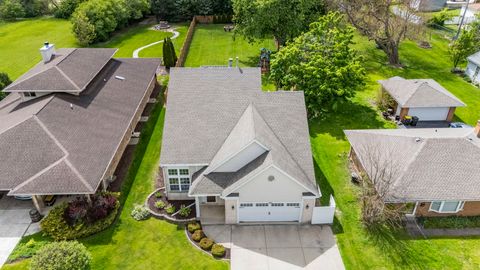 Tiny photo for 340 S Prospect Street, Roselle, IL 60172 (MLS # 12642957)