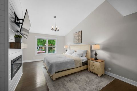 Tiny photo for 340 S Prospect Street, Roselle, IL 60172 (MLS # 12642957)