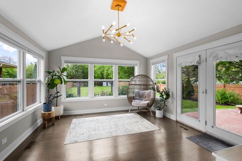Tiny photo for 340 S Prospect Street, Roselle, IL 60172 (MLS # 12642957)