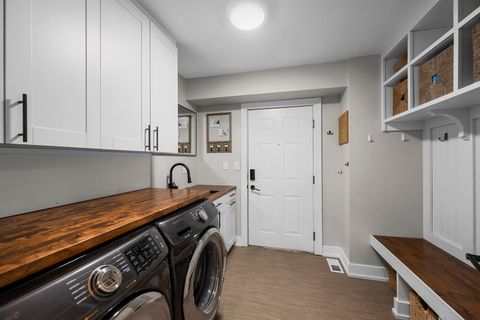 Tiny photo for 340 S Prospect Street, Roselle, IL 60172 (MLS # 12642957)