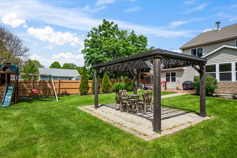 Tiny photo for 340 S Prospect Street, Roselle, IL 60172 (MLS # 12642957)