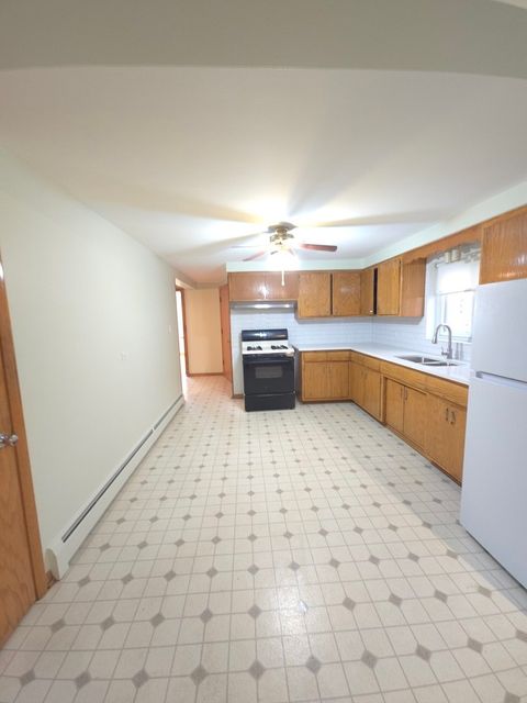 Tiny photo for 3707 Clarence Avenue #Garden, Berwyn, IL 60402 (MLS # 12605189)
