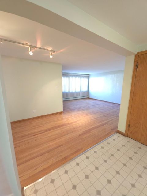 Tiny photo for 3707 Clarence Avenue #Garden, Berwyn, IL 60402 (MLS # 12605189)