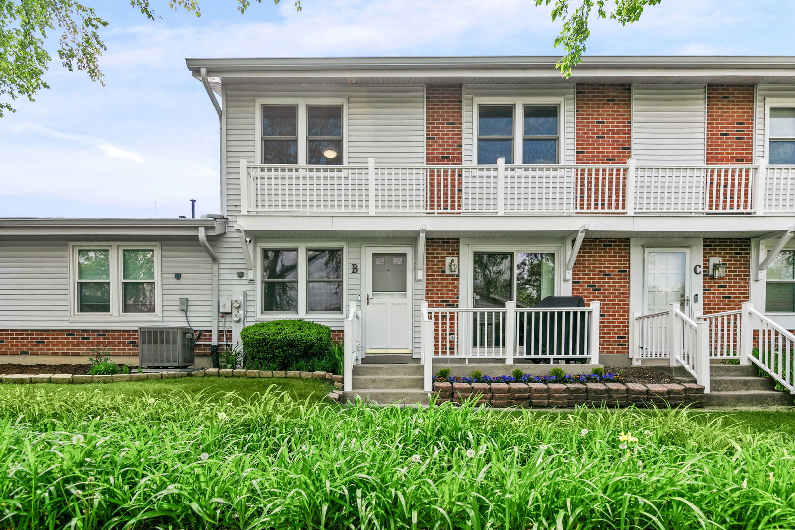 321 FAIRCHILD Court B
