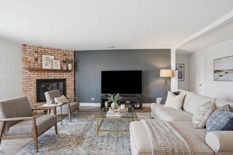 Tiny photo for 15700 Brassie Court #2S, Orland Park, IL 60462 (MLS # 12596033)