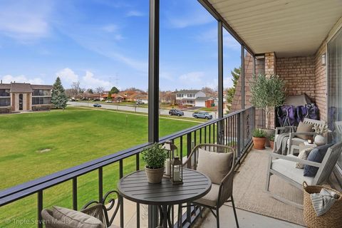 Tiny photo for 15700 Brassie Court #2S, Orland Park, IL 60462 (MLS # 12596033)