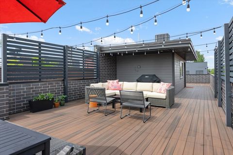Tiny photo for 938 N Winchester Avenue #3, Chicago, IL 60622 (MLS # 12672550)