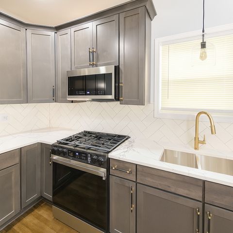 Tiny photo for 949 N Lockwood Avenue, Chicago, IL 60651 (MLS # 12505887)