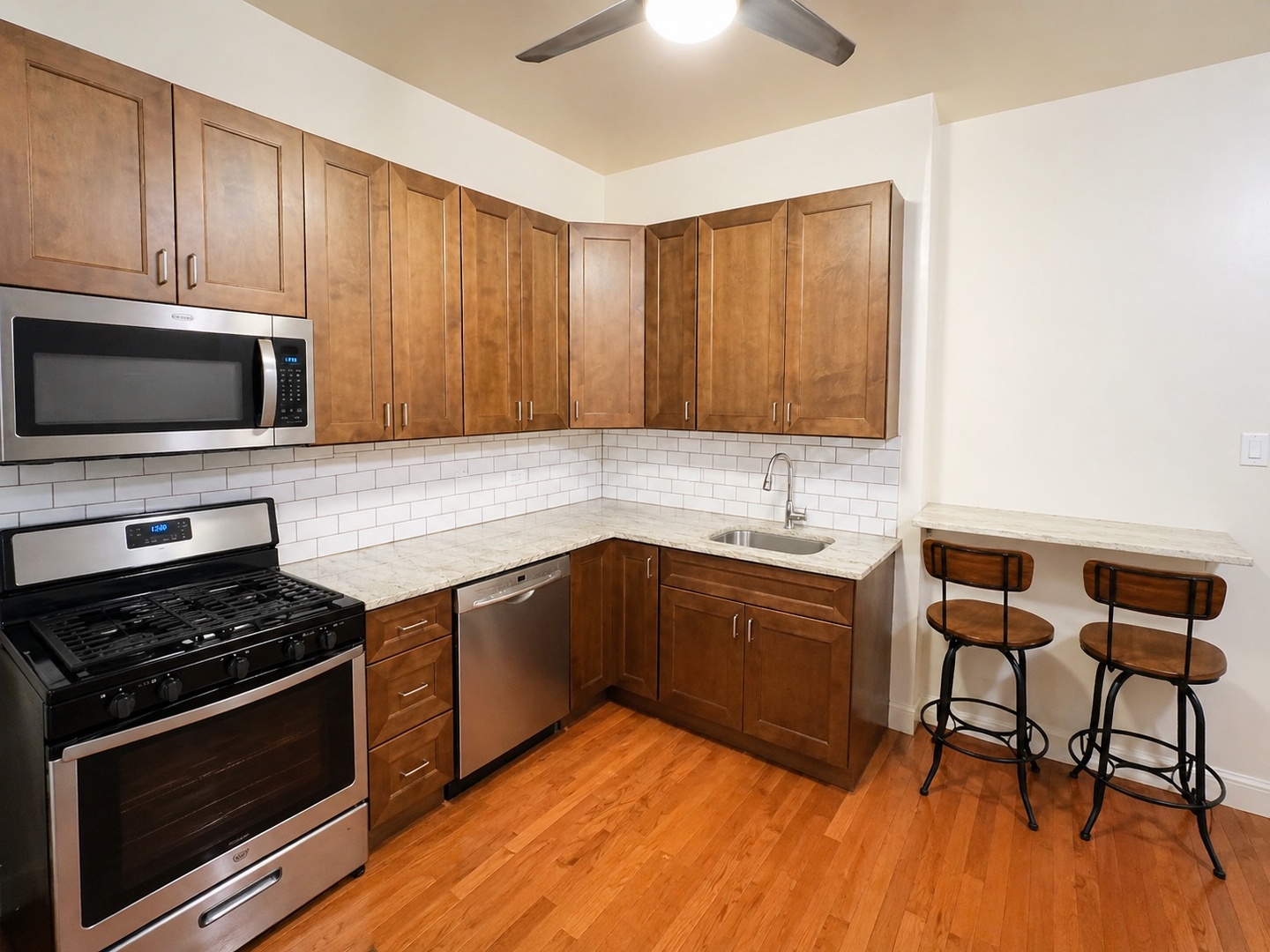 2502 N KEDZIE Boulevard 1
