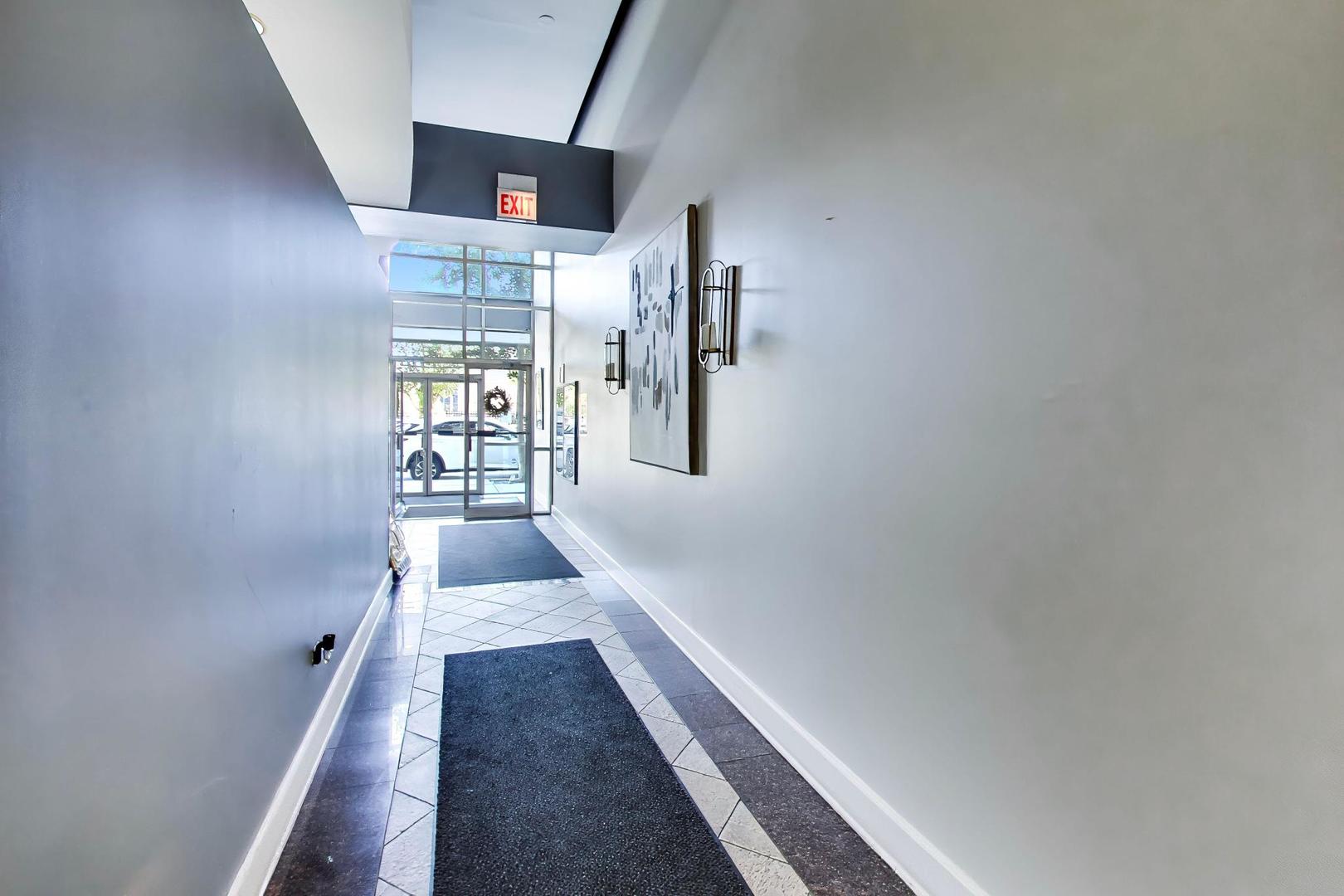 6 S LAFLIN Street 301