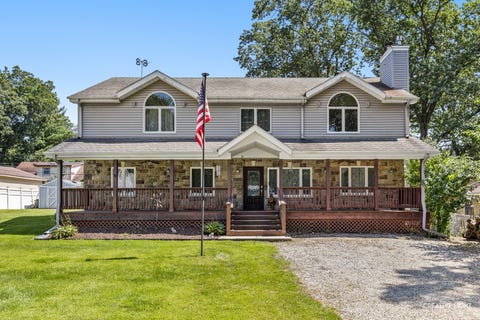Photo of 7N035 Smith Street, South Elgin, IL 60177 (MLS # 12740142)