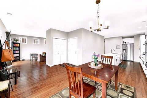 Tiny photo for 3541 S Prairie Avenue #4, Chicago, IL 60653 (MLS # 12762308)