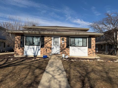 29W526 Winchester Circle 2N Warrenville IL 60555