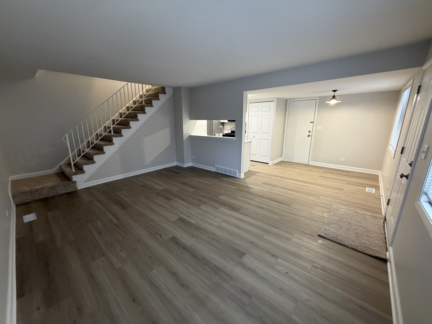 29W526 Winchester Circle 2N