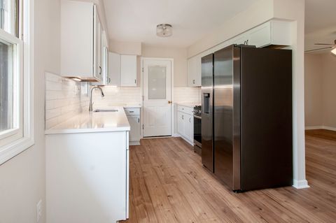 Tiny photo for 931 Regent Street, New Lenox, IL 60451 (MLS # 12624471)