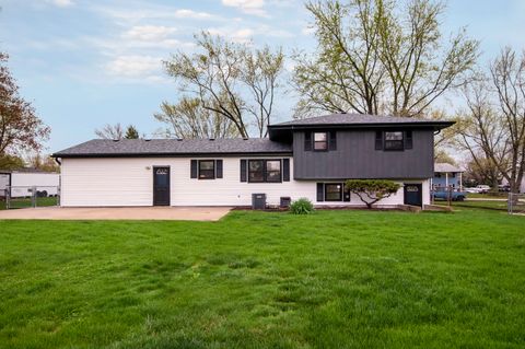 Tiny photo for 931 Regent Street, New Lenox, IL 60451 (MLS # 12624471)