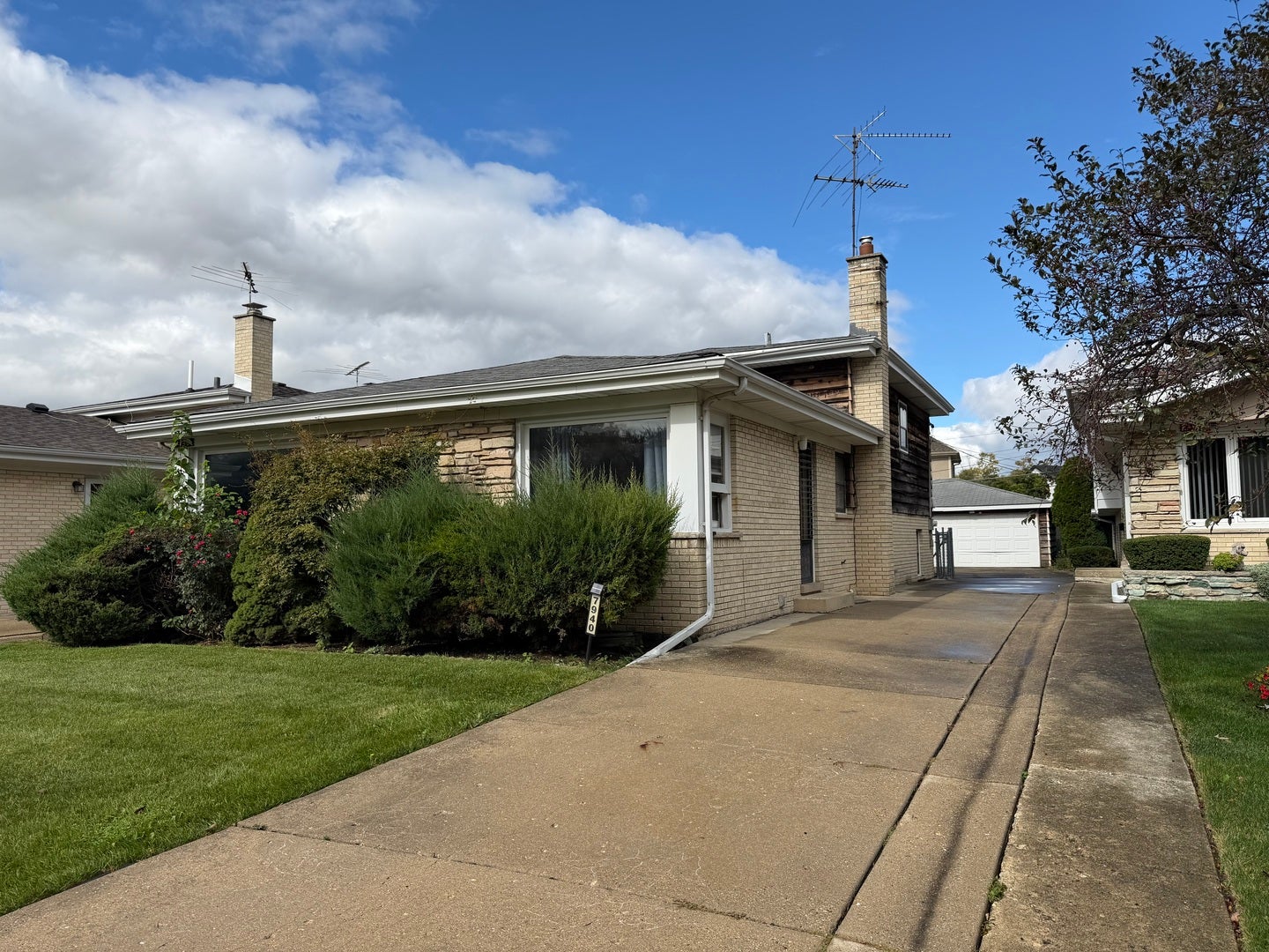 7940 W Executive Court