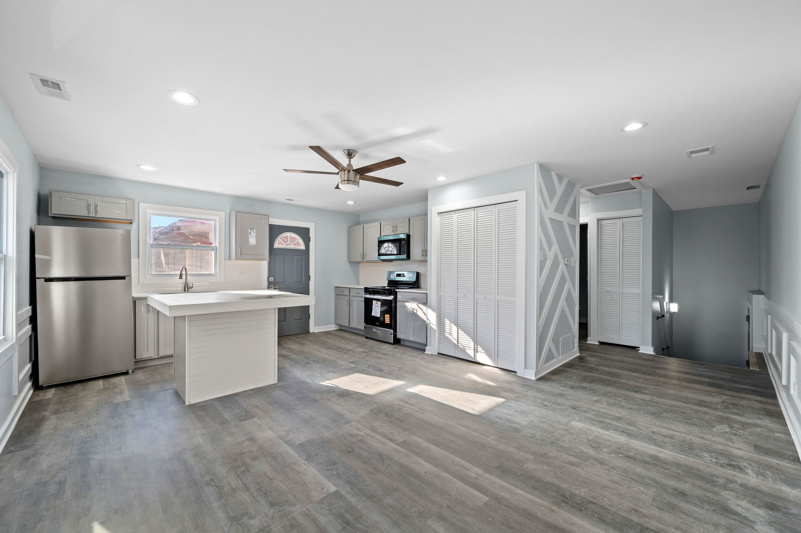 21616 Peterson Avenue