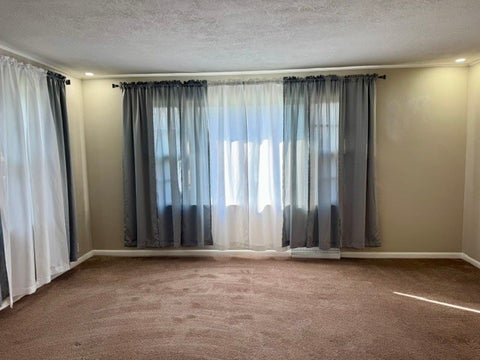 Tiny photo for 1117 Briarcliff Lane, Clinton, IA 52732 (MLS # 12744018)