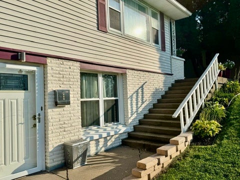 Tiny photo for 1117 Briarcliff Lane, Clinton, IA 52732 (MLS # 12744018)