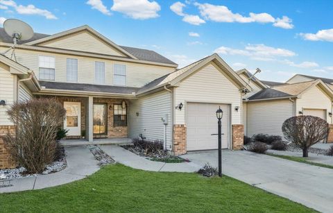 Photo of 3725 Boulder Ridge Drive #E, Champaign, IL 61822 (MLS # 12540036)