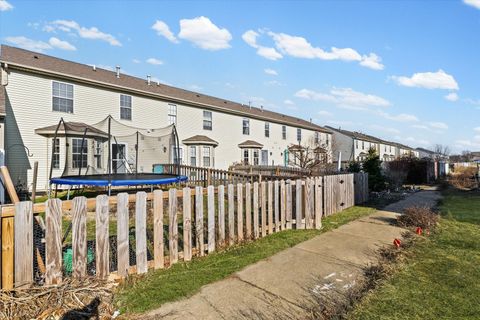 Tiny photo for 3725 Boulder Ridge Drive #E, Champaign, IL 61822 (MLS # 12540036)