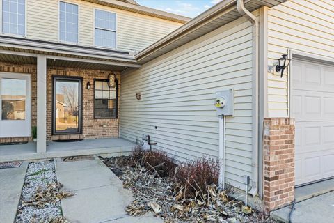 Tiny photo for 3725 Boulder Ridge Drive #E, Champaign, IL 61822 (MLS # 12540036)