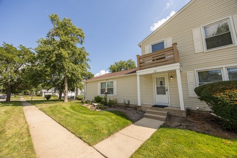 Photo of 1257 Pearl Avenue #C, Glendale Heights, IL 60139 (MLS # 12769307)