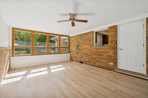Tiny photo for 522 W Council Trail, Mount Prospect, IL 60056 (MLS # 12490136)