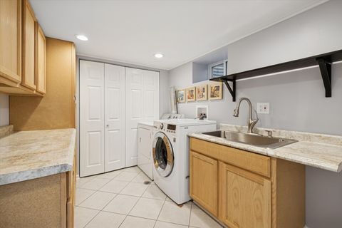 Tiny photo for 522 W Council Trail, Mount Prospect, IL 60056 (MLS # 12490136)
