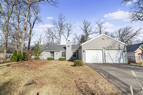 Photo of 586 Holiday Drive, Lake Holiday, IL 60552 (MLS # 12586829)