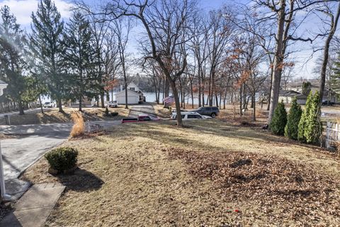 Tiny photo for 586 Holiday Drive, Lake Holiday, IL 60552 (MLS # 12586829)