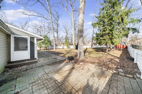 Tiny photo for 586 Holiday Drive, Lake Holiday, IL 60552 (MLS # 12586829)