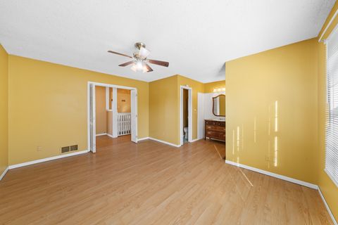 Tiny photo for 586 Holiday Drive, Lake Holiday, IL 60552 (MLS # 12586829)