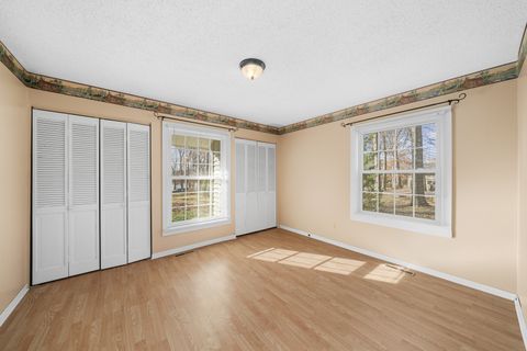 Tiny photo for 586 Holiday Drive, Lake Holiday, IL 60552 (MLS # 12586829)