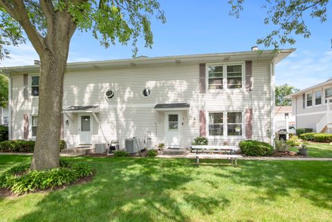 Photo of 5341 Crescent Lane #D, Oak Forest, IL 60452 (MLS # 12451226)