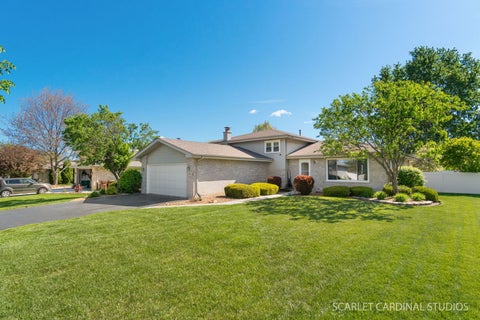 Tiny photo for 652 Princeton Lane, New Lenox, IL 60451 (MLS # 12643082)