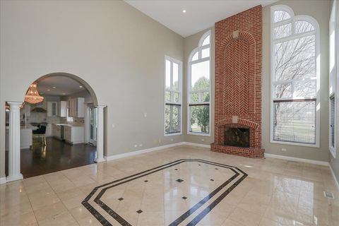 Tiny photo for 5N523 E Lakeview Circle, St. Charles, IL 60175 (MLS # 12570606)